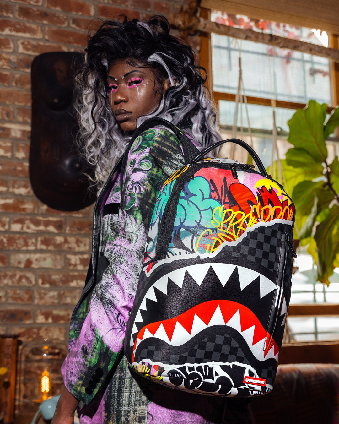 ARTISTIC PURSUIT BACKPACK (DLXV)