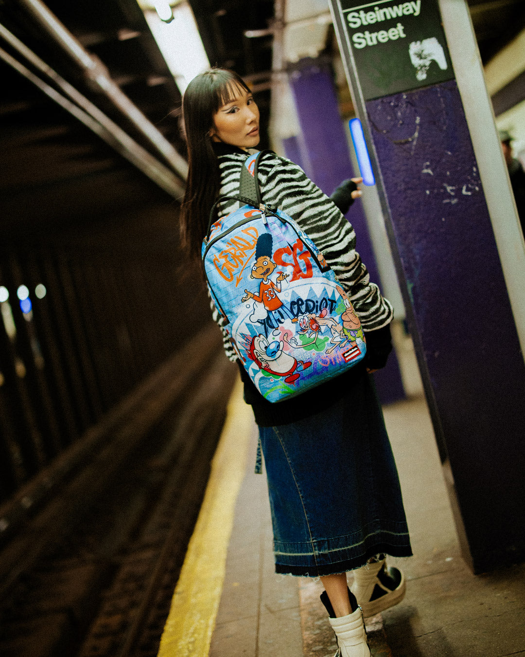 NICK 90S CREW STANDING OUT DLXSR BACKPACK