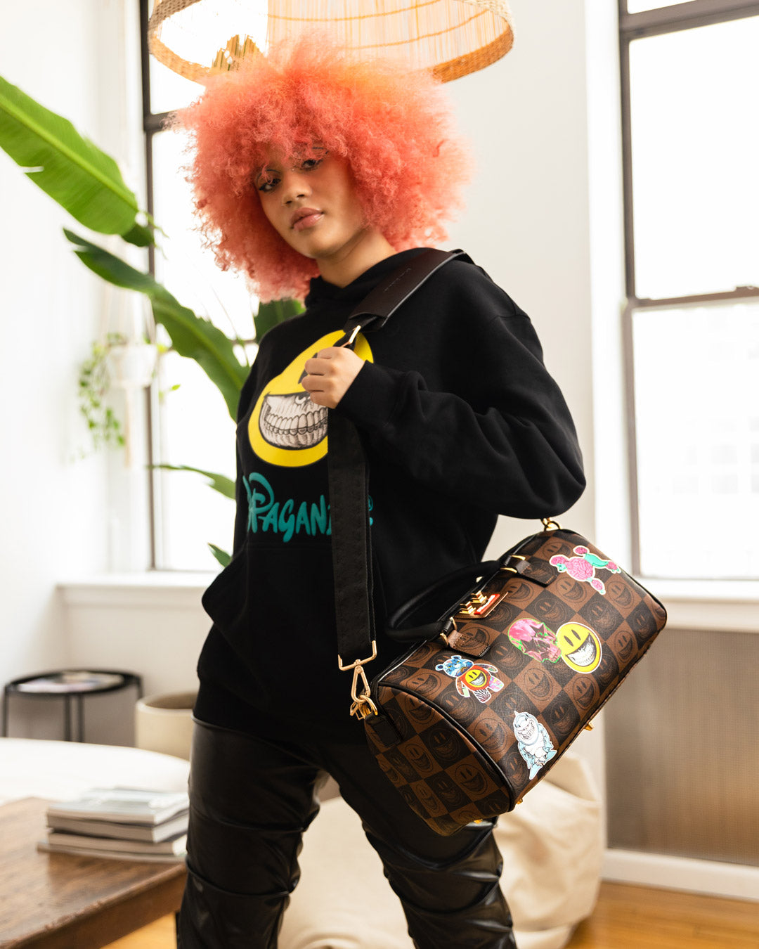 GLOBAL MOGUL POPAGANDA RON ENGLISH EDITION MINI DUFFLE